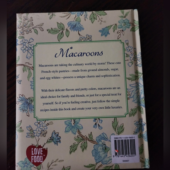 Macaroons cookbook - Picture 2 of 4